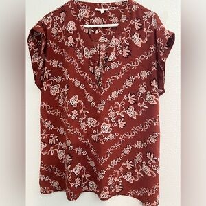 Maurice’s size O/XL short sleeved rust colored blouse